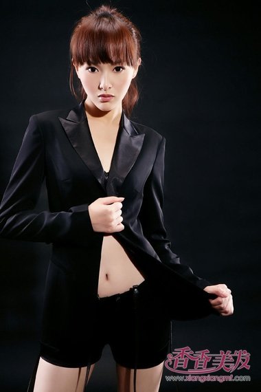 ���Ҿ��������������ÿ��� Ů���Ӿ�����Ƭ