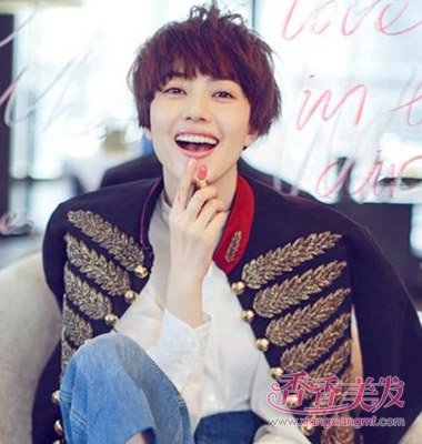 Բ���ʺ�ʲô���Ķ̷����� 2017ŮԲ��Ů���Ƕ̷�����ͼƬ