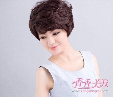 ��ʮ����Ů�˶̷��� Բ�ķ����ʺϵĶ̷���