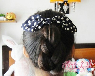 4��СŮ����ͷ���� СŮ��Ư�������ᷨ