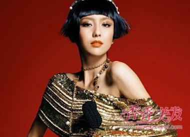 Ů������̷�����ͼƬ �ʺ϶��鳡�ϵĶ̷�����