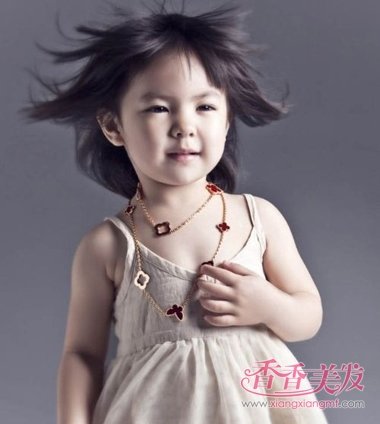 Ůͯʱ�ж̷�����ͼƬ ��ͷ��С���﷢��