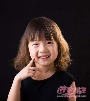 Ůͯʱ�ж̷�����ͼƬ ��ͷ��С���﷢��