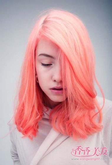 �̷����ͼ��Ϸ�ɫ��ɫ+ͼƬ �ÿ��Ķ̷�����Ů