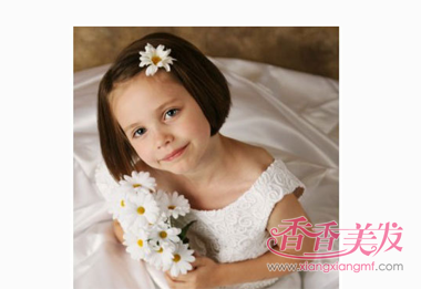 4��Ů�����̷����� С���ÿ��Ķ̷�����