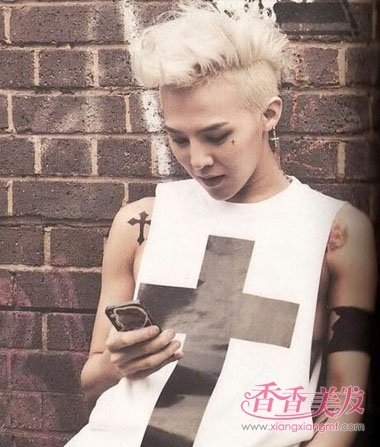 ˧��̷��ɻ�ͷ���� 2017�����ж̷�����