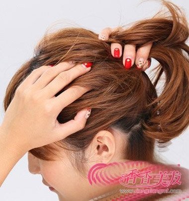 ���������ö�ͷ���������ָ����ķ��� Ů�����鷢��