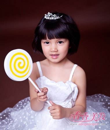 4��СŮ���̷��� 2017��Ư���Ķ̷�����