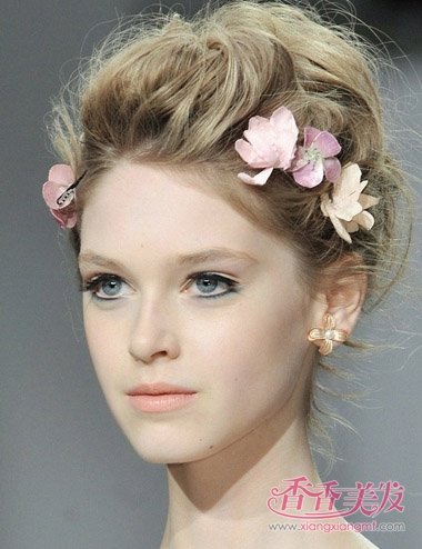 ��������̱Ƚ�Ư�� ����ѧ������ͷ����