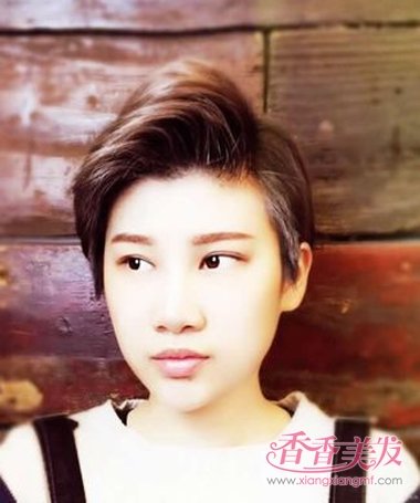 СŮ���̷������Ǽ���ÿ� СŮ���Ķ̷���ͼƬ