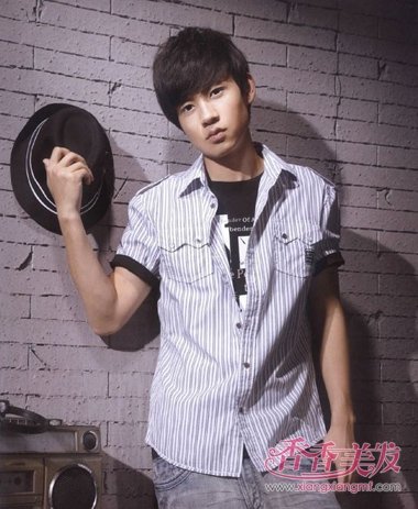 魏晨短发发型图 今年流行短发发型图