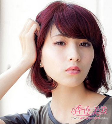 Ů���̷��ƺ�ɫ������� ͷ����Ů���ʺϵĶ̷�����