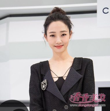 �����¶����ͷ�ķ��� Ů����ͷ������ȥ�ķ���