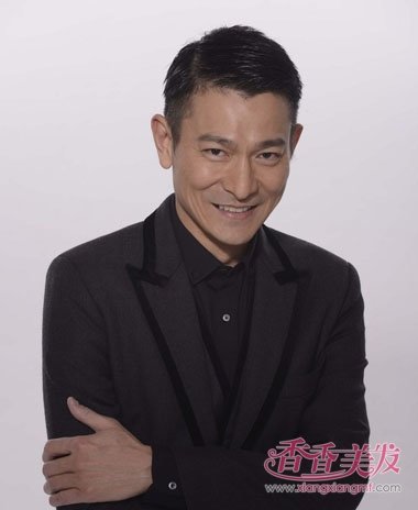 ���»��̷�ë�緢�� 2017�����ж̷���ͼƬ