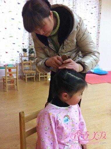 ������������Ư���ķ��� ������ΰ�С�����ᷢ��