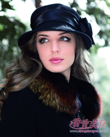 ���켾�ڳ�ͷ��Ⱦʲô��ɫ�ÿ�ͼƬ ��ͷ��Ⱦ�Ϸ�ɫ