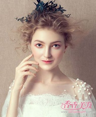 ����Ů�Գ�������ͷ�����̳� ���긾Ů�볤���̷�ͼƬ