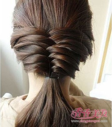 ����17��Ů����ͷ���ÿ��������� �س�ͷ������