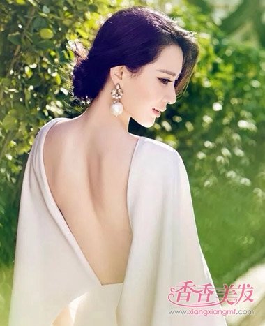 �ÿ�������Ů���г����̷� �Լ��ڼҳ������긾Ů��ô�̷�