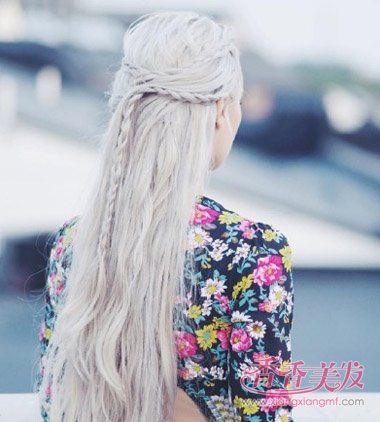 ����������ô��ÿ� �Ѽ����ĳ�����򵥴󷽵ķ�����ͼƬ