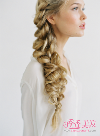 ����������ͷ���ÿ��ķ��� ����������Ů��������ͷ���ܸ�Ư��