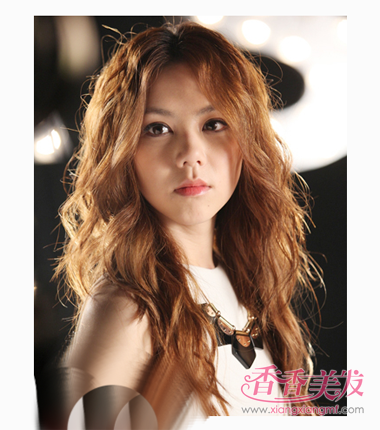 Ӣ�׷��Ů�����ͼ���ɫ 2017�귢�ͳ�����ôŪ