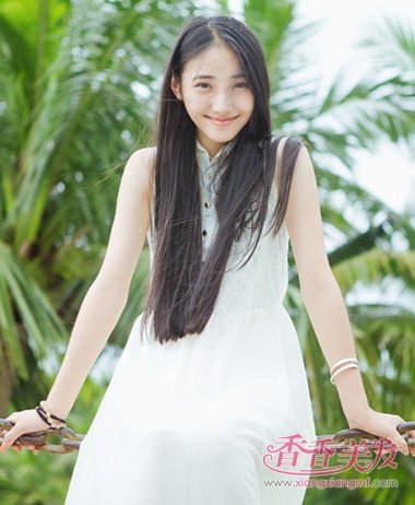 ��ɫ�����򵥵������� ѧ������Ů����ɫ����