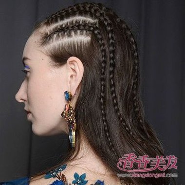 ͷ���Ƚ��ٵĳ�ͷ���ʺϱ�ʲô���ķ��� �г�ͷ���෢�̳�+ͷ������