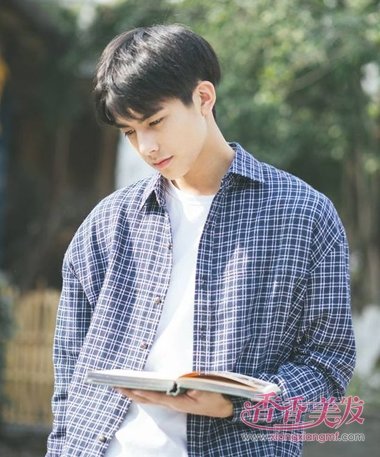 2017年男生方脸发型 方脸男生流行发型