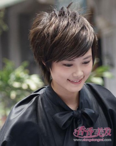 ������Ů���Ƿ���ͼƬ 90��17�곤�������·���