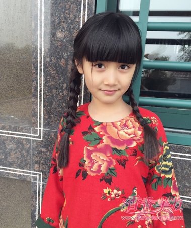 ����СŮ����ͷ���෢ ���Ƴ�ͷ���ķ���