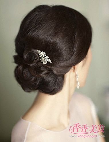 ����Ů�Գ�ͷ����ô�̺ÿ� ��ͷ���̵ķ���