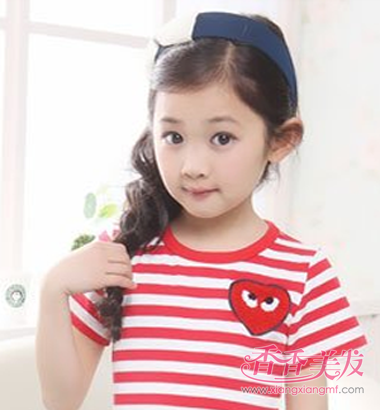 ��������С�跢�� ����Ů���ɰ���������ͷ��