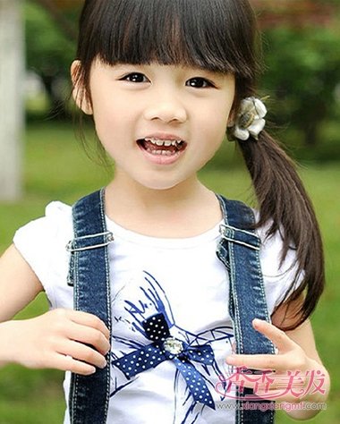 ��������С�跢�� ����Ů���ɰ���������ͷ��