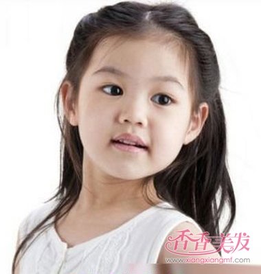 12��СŮ�����������Ӵ�ȫ ��С���г��������ӵĲ���