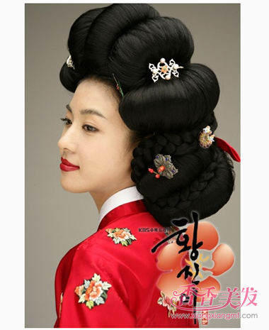 �����Ŵ�����ǰ��ı�����ô֯ ��С���Ӻ����·���