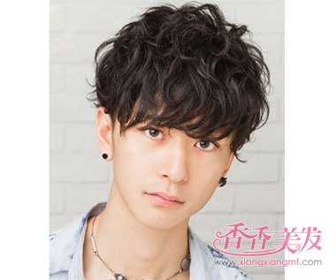 �к���ͷ�����ļ����� ����ͷ���̺��ͼƬ�Ѿ��ǲ�İ����