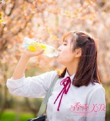 ���������������Ť��һ��ķ��� Ů���������ͱ跨