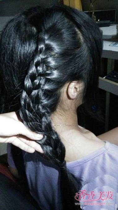 �ڷ��ʺ��黨���� ��ɫ�黨��ͼ��