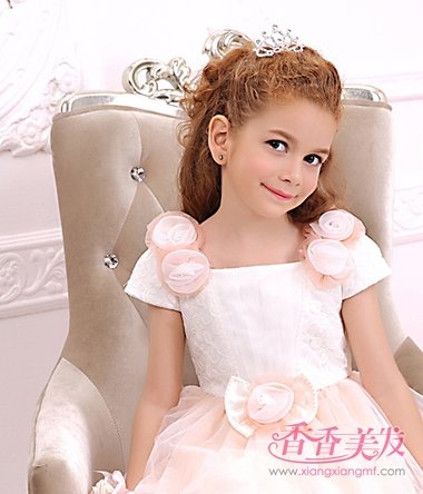 С����ͷ��������ÿ� �г�ͷ�������Ư��