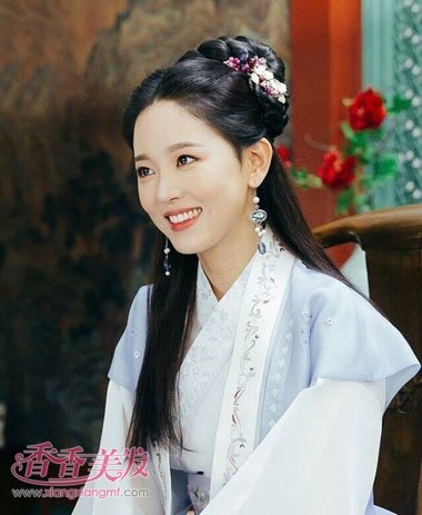 ����������������·�� iuСԲ����������ɢ��