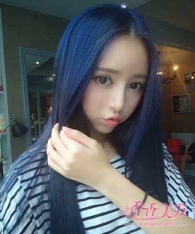 �зַ��������� ������Ů��������ɫ