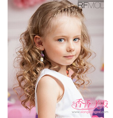 ����СŮ���Ƕ̷��û��ǳ����� ��ͯŮ������ͷ�����