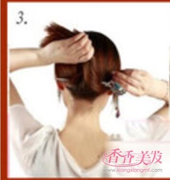 中长头发如何用发簪盘发 长头发怎样盘好看步骤