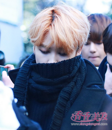 2017男两边剃发型图片 男孩应该剪什么帅气的发型