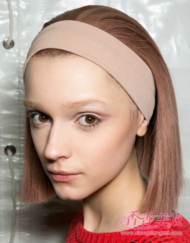 �̷��ʺ�ʲô�������·� �̷�Ů������װ����