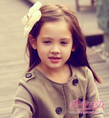 ����Ů������������ſɰ� �ÿ���СŮ���г�����ô��ͷ