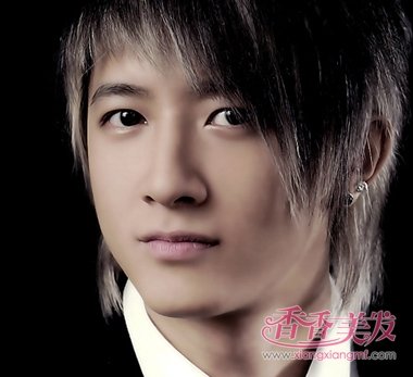 �����׵���Ƭ�� ����С���ⷢ�����