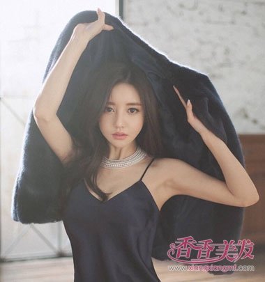 烫发不染色中发发型都有什么样的款式 女生不染发的发型也能美美的