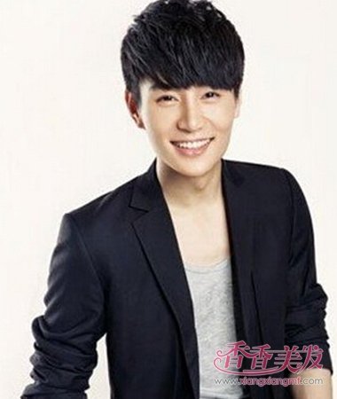 脸长男青年适合什么发型 脸长男生适合剪发型